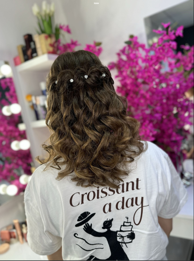 Fryzura ślubna upięcie